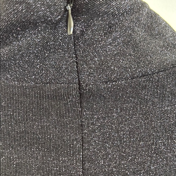 ASTR The Label Black Cropped Cutout Long Sleeve Top | NWOT - Picture 4 of 4